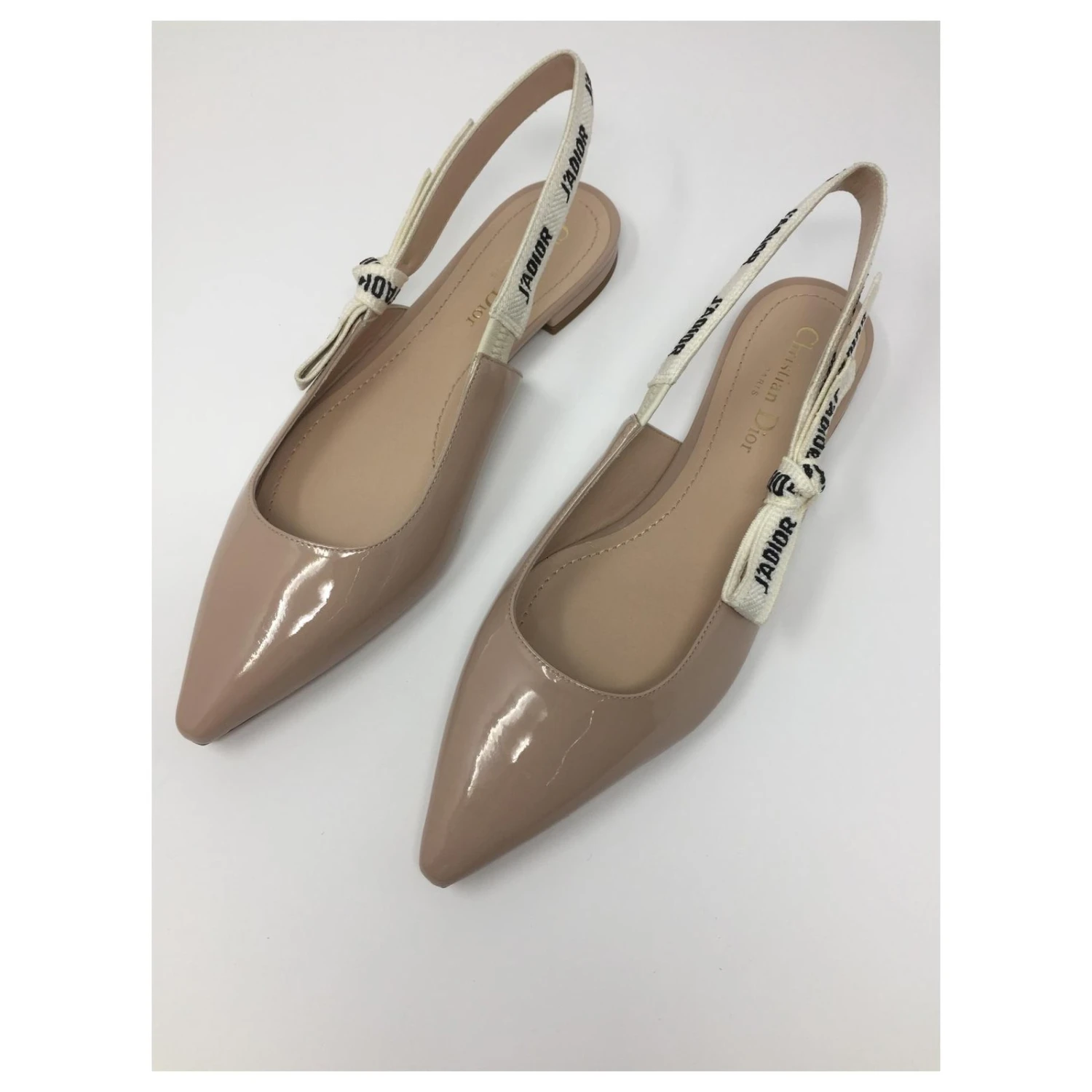 Ballerine Dior J'adior Cuir Verni Couleur Beige Nude 2 Ballerine Dior J'adior Cuir Verni Couleur Beige Nude – Image 2