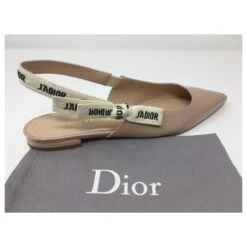 Ballerine Dior J'adior Cuir Verni Couleur Beige Nude 15 Ballerine Dior J'adior Cuir Verni Couleur Beige Nude -Outlet Élégance DIOR 195654 8
