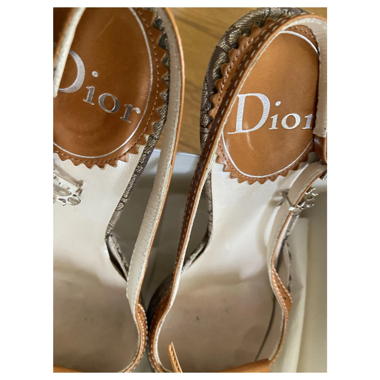 Christian Dior Escarpins Dior Caramel 6 Christian Dior Escarpins Dior Caramel – Image 6