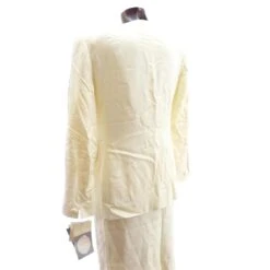 Christian Dior Tailleur / Suit Blanc Cassé 13 Christian Dior Tailleur / Suit Blanc Cassé -Outlet Élégance DIOR 23205 4