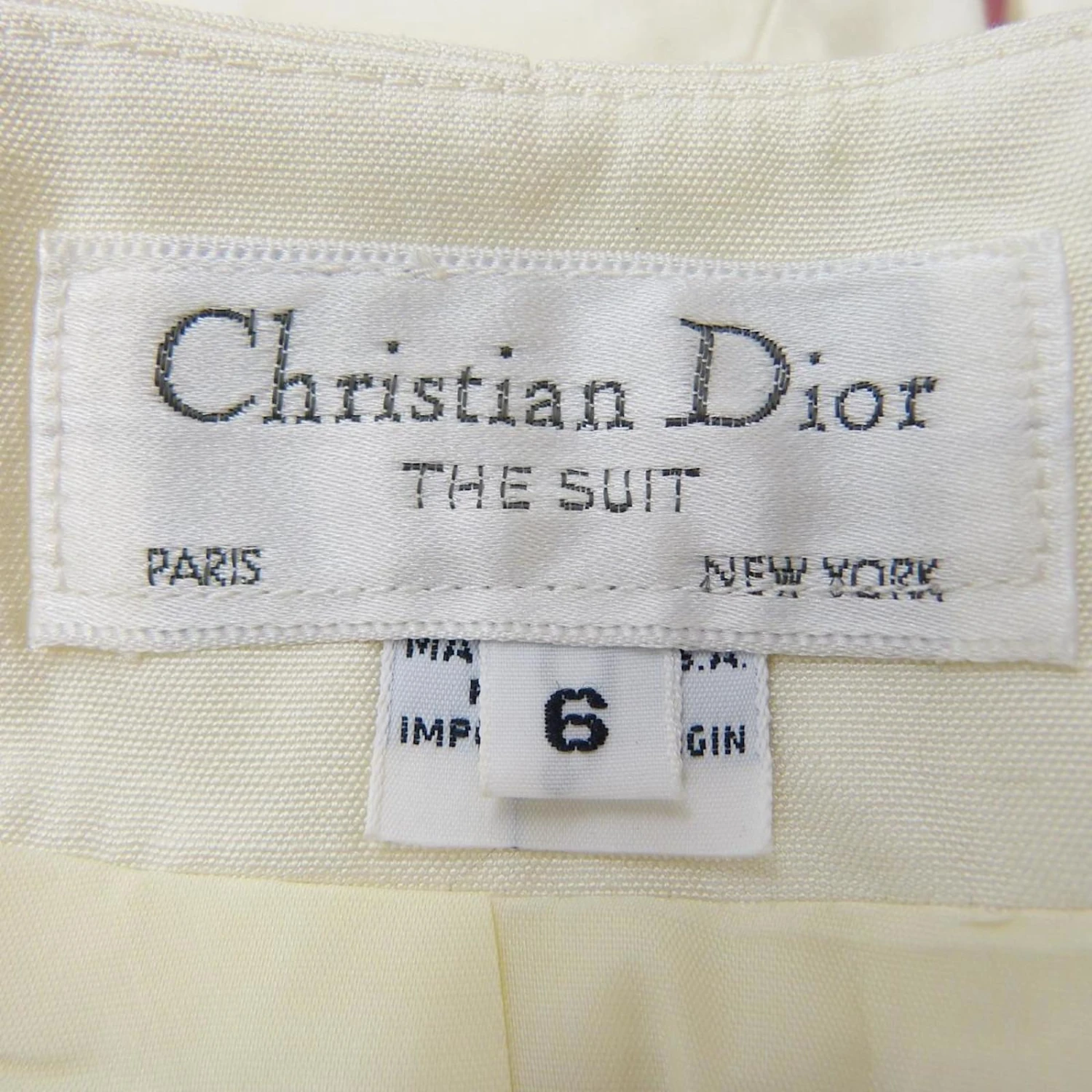 Christian Dior Tailleur / Suit Blanc Cassé 6 Christian Dior Tailleur / Suit Blanc Cassé – Image 6