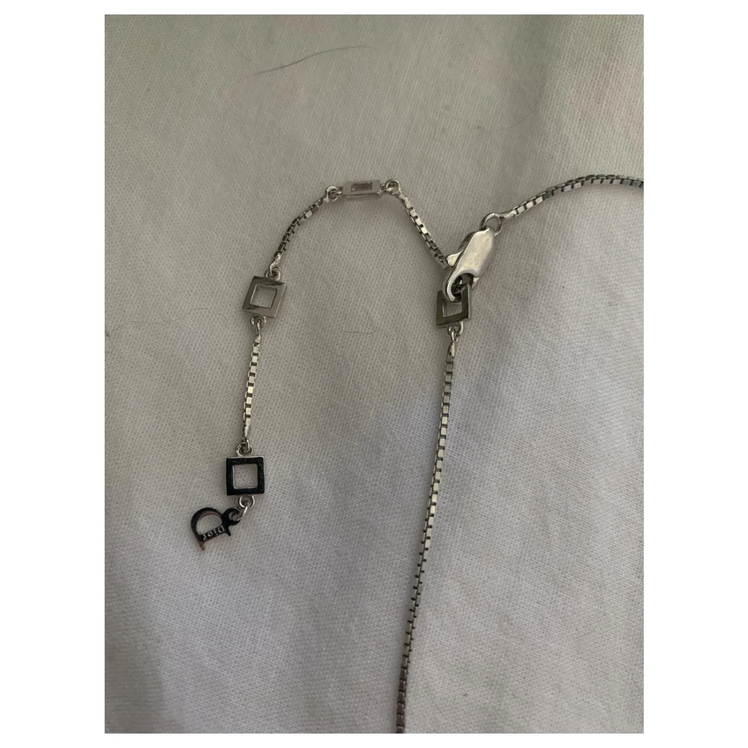 Dior Colliers Noir Argenté 3 Dior Colliers Noir Argenté – Image 3