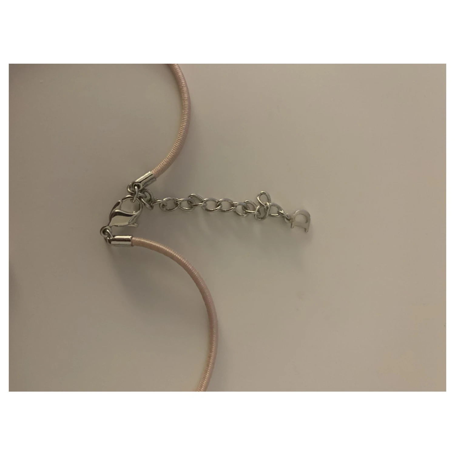 Dior Colliers Rose 4 Dior Colliers Rose – Image 4