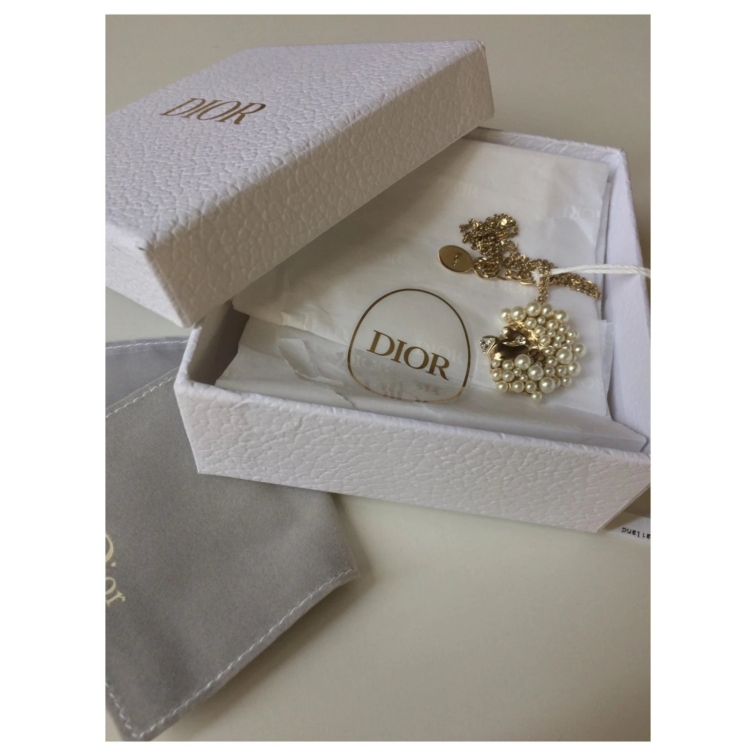 Dior Colliers Doré 5 Dior Colliers Doré – Image 5