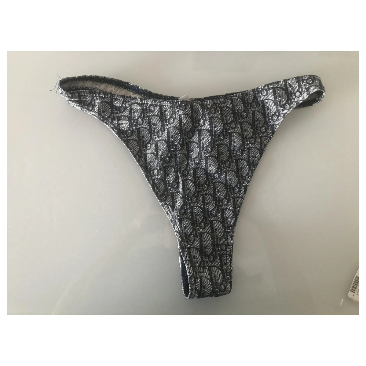 Dior Intimes Bleu Marine 2 Dior Intimes Bleu Marine – Image 2