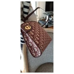 Christian Dior Pochette à Bandoulière 75cm Non Réglable Fermeture éclair Bordeaux -Outlet Élégance DIOR 286111 5