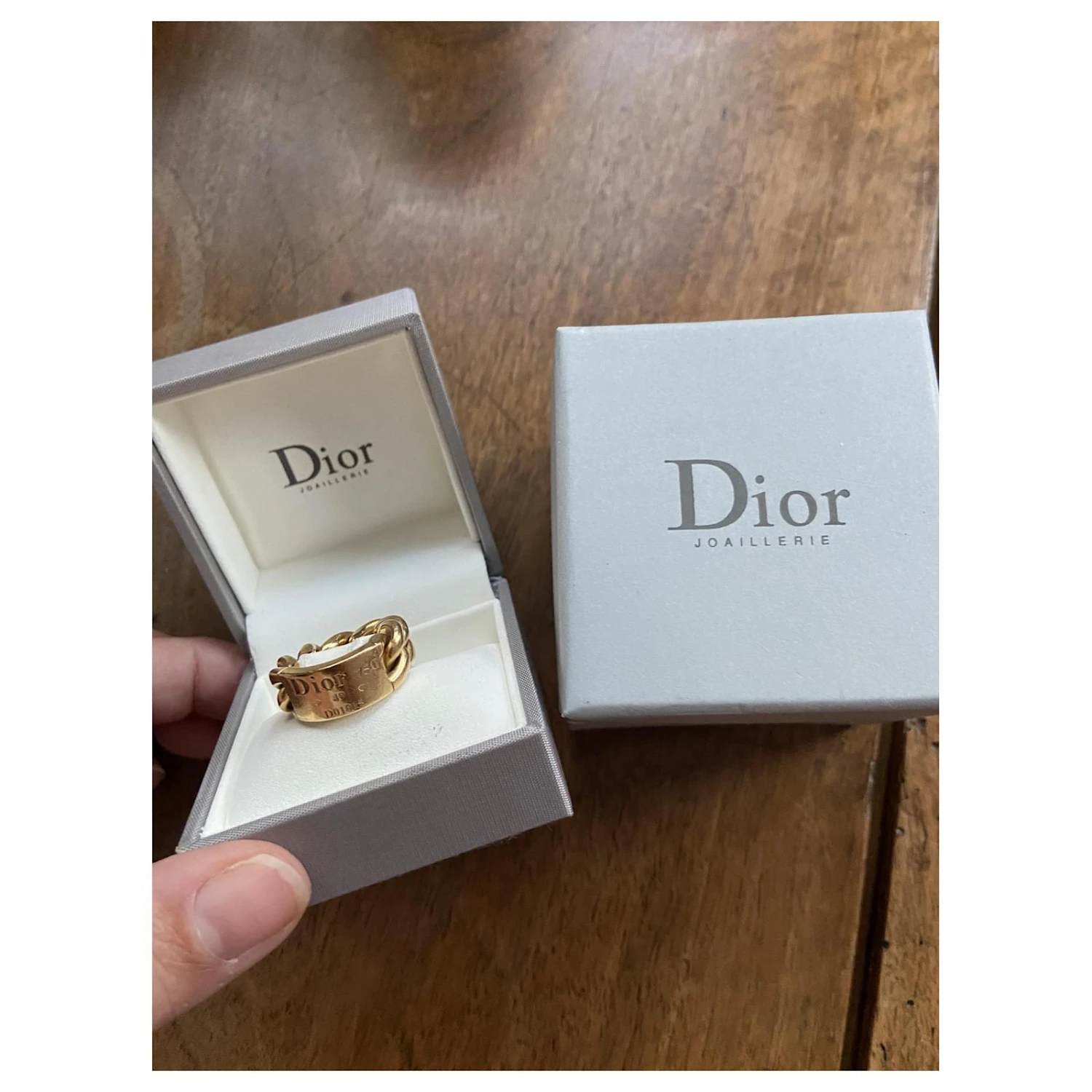 Dior Modèle Gourmette Bijouterie Dorée 8 Dior Modèle Gourmette Bijouterie Dorée – Image 8