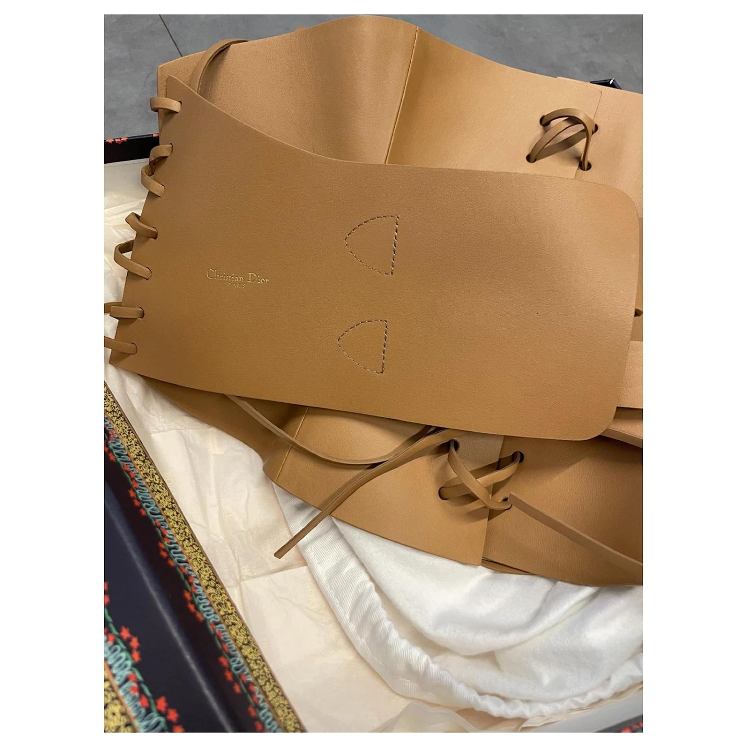 Ceinture Corset Christian Dior D-Lace 2021 Croisière Beige 4 Ceinture Corset Christian Dior D-Lace 2021 Croisière Beige – Image 4