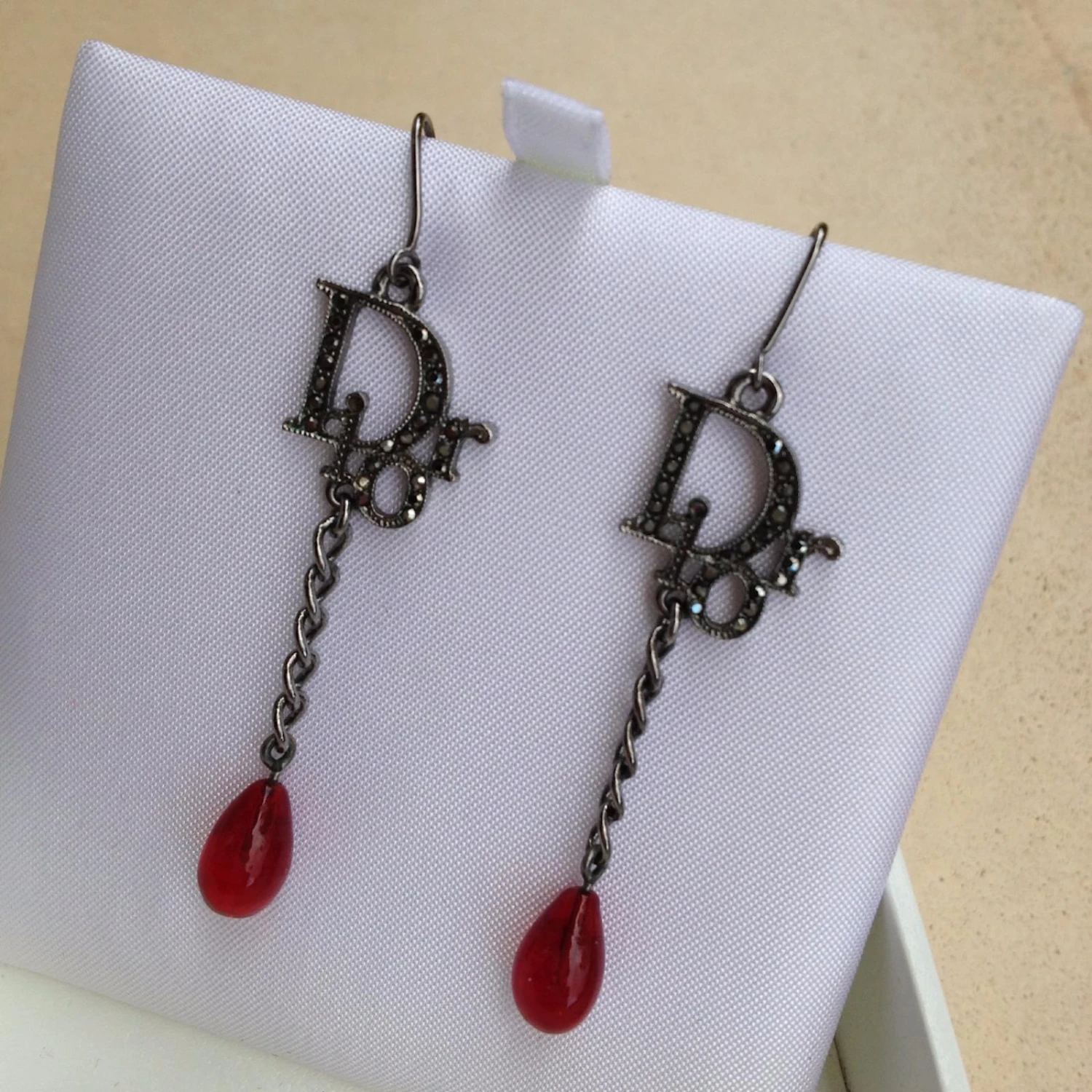 Boucles D'oreilles Pendantes DIOR Argenté 3 Boucles D'oreilles Pendantes DIOR Argenté – Image 3