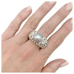 Bague Dior, "Désirée", Or Blanc, Diamants. -Outlet Élégance DIOR 525949 5