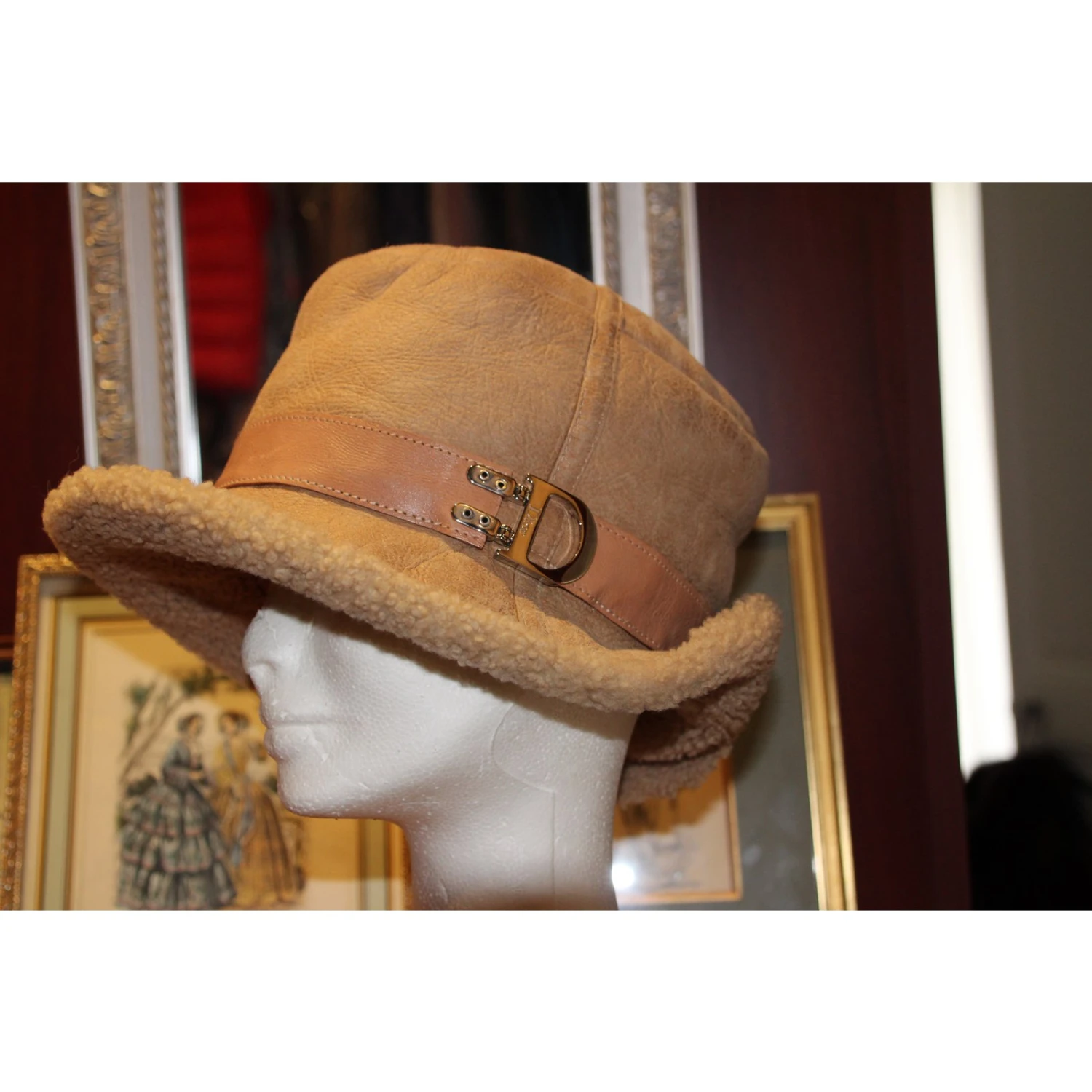 Christian Dior Chapeau Beige 3 Christian Dior Chapeau Beige – Image 3