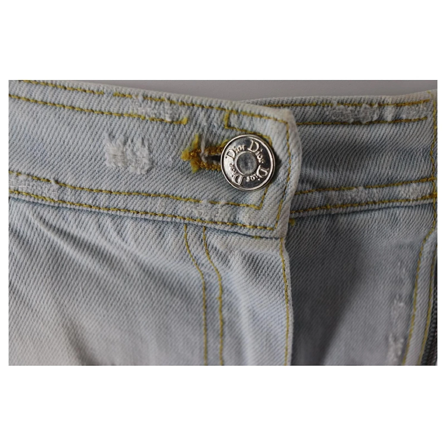 Christian Dior Par John Galliano Du Printemps été 2004 Collection Gris 3 Christian Dior Par John Galliano Du Printemps été 2004 Collection Gris – Image 3