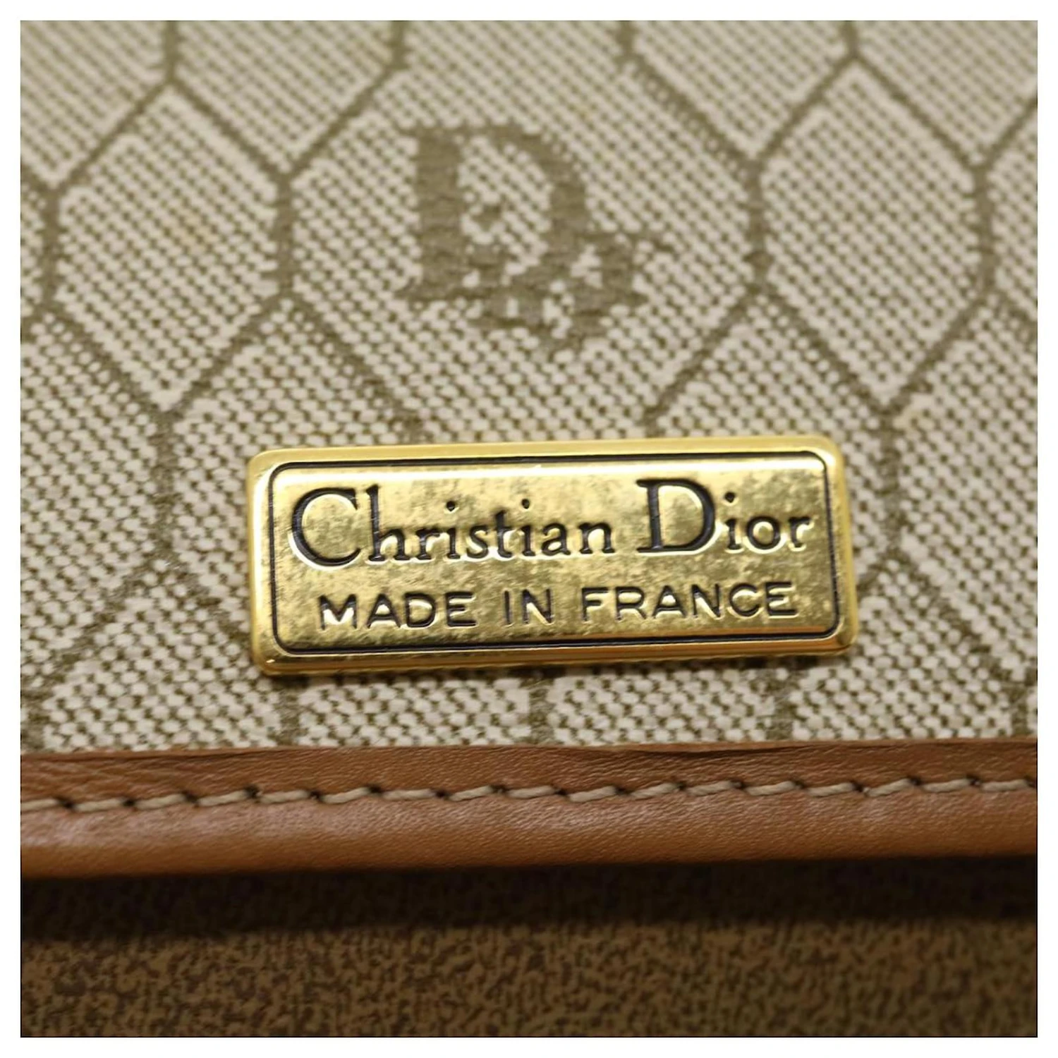 Christian Dior Honeycomb Chain Sac à Bandoulière En Cuir PVC Beige Auth Ar7196 10 Christian Dior Honeycomb Chain Sac à Bandoulière En Cuir PVC Beige Auth Ar7196 – Image 10