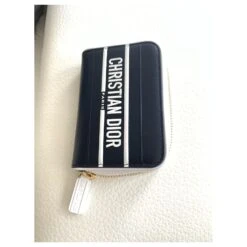 Christian Dior PETIT PORTE-CARTES DIOR VIBE VOYAGEUR Bleu 6 Christian Dior PETIT PORTE-CARTES DIOR VIBE VOYAGEUR Bleu -Outlet Élégance DIOR 654127 3