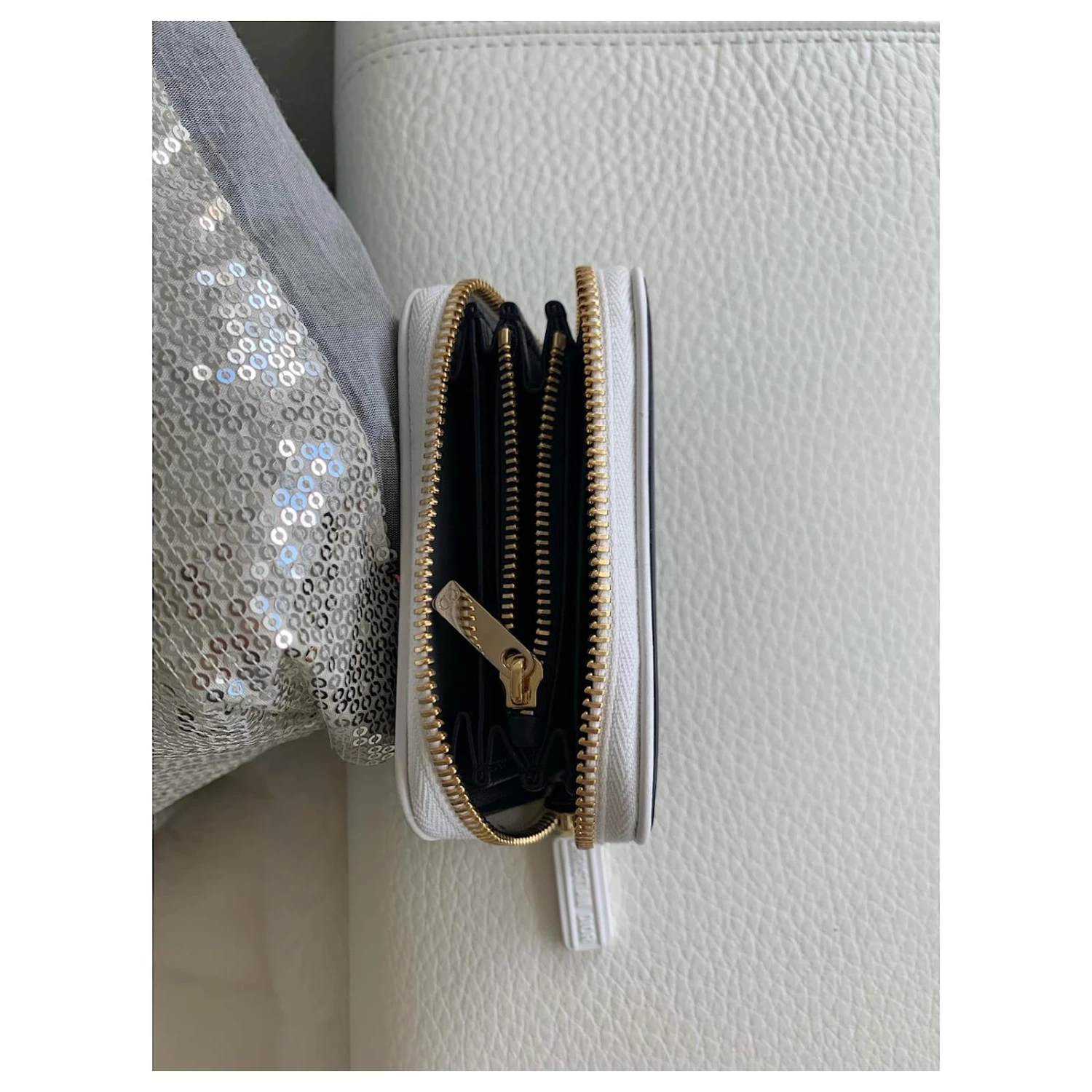 Christian Dior PETIT PORTE-CARTES DIOR VIBE VOYAGEUR Bleu 4 Christian Dior PETIT PORTE-CARTES DIOR VIBE VOYAGEUR Bleu – Image 4