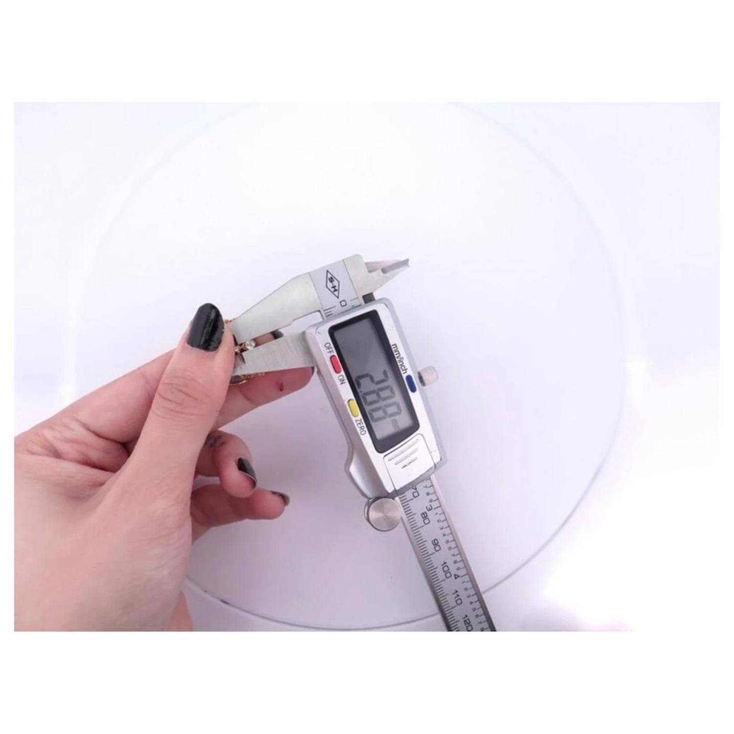 BAGUE DIOR JOAILLERIE QUATRE EPICES OR 18K DIAMANTS 8 PIERRES 4.9 CT RING Doré 10 BAGUE DIOR JOAILLERIE QUATRE EPICES OR 18K DIAMANTS 8 PIERRES 4.9 CT RING Doré – Image 10