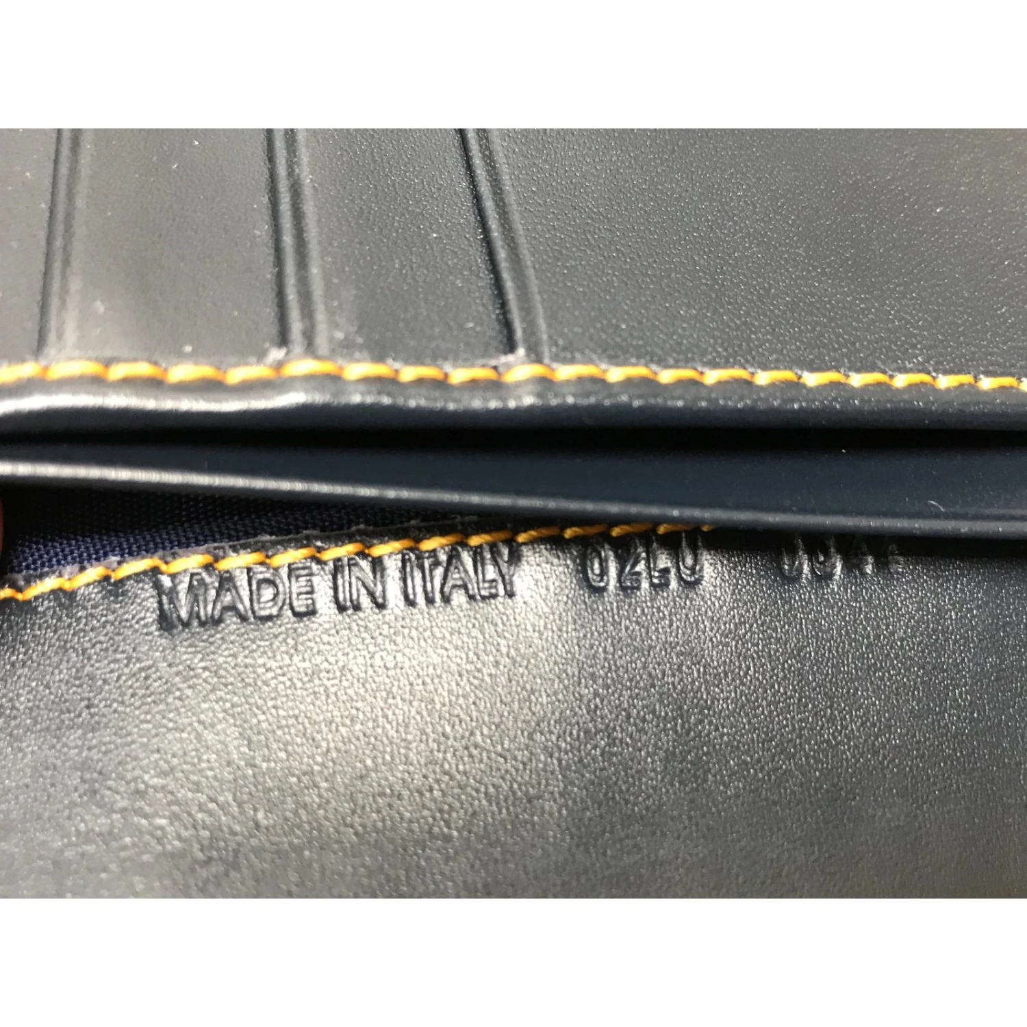 Dior Portefeuille Bleu Marine 9 Dior Portefeuille Bleu Marine – Image 9