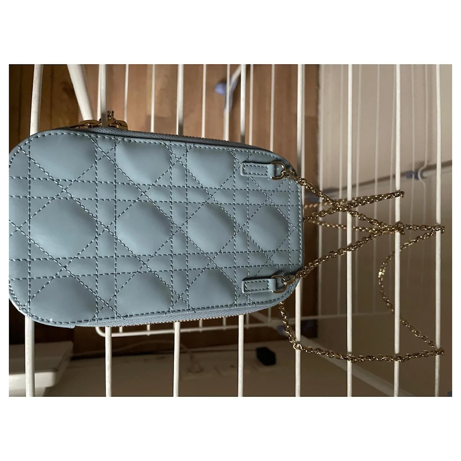 Christian Dior Pochettes Bleu Clair 4 Christian Dior Pochettes Bleu Clair – Image 4