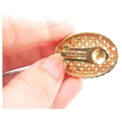 Christian Dior NEUF VINTAGE BOUCLES D'OREILLES DIOR CANNAGE CLIP EN METAL DORE GOLDEN EARRINGS Doré -Outlet Élégance DIOR 708376 3