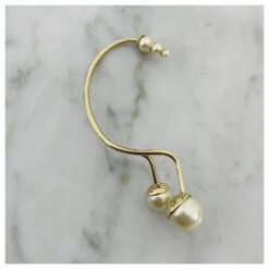 Dior Bijou D'oreille En Fausse Perle Doré 6 Dior Bijou D'oreille En Fausse Perle Doré -Outlet Élégance DIOR 734691 3