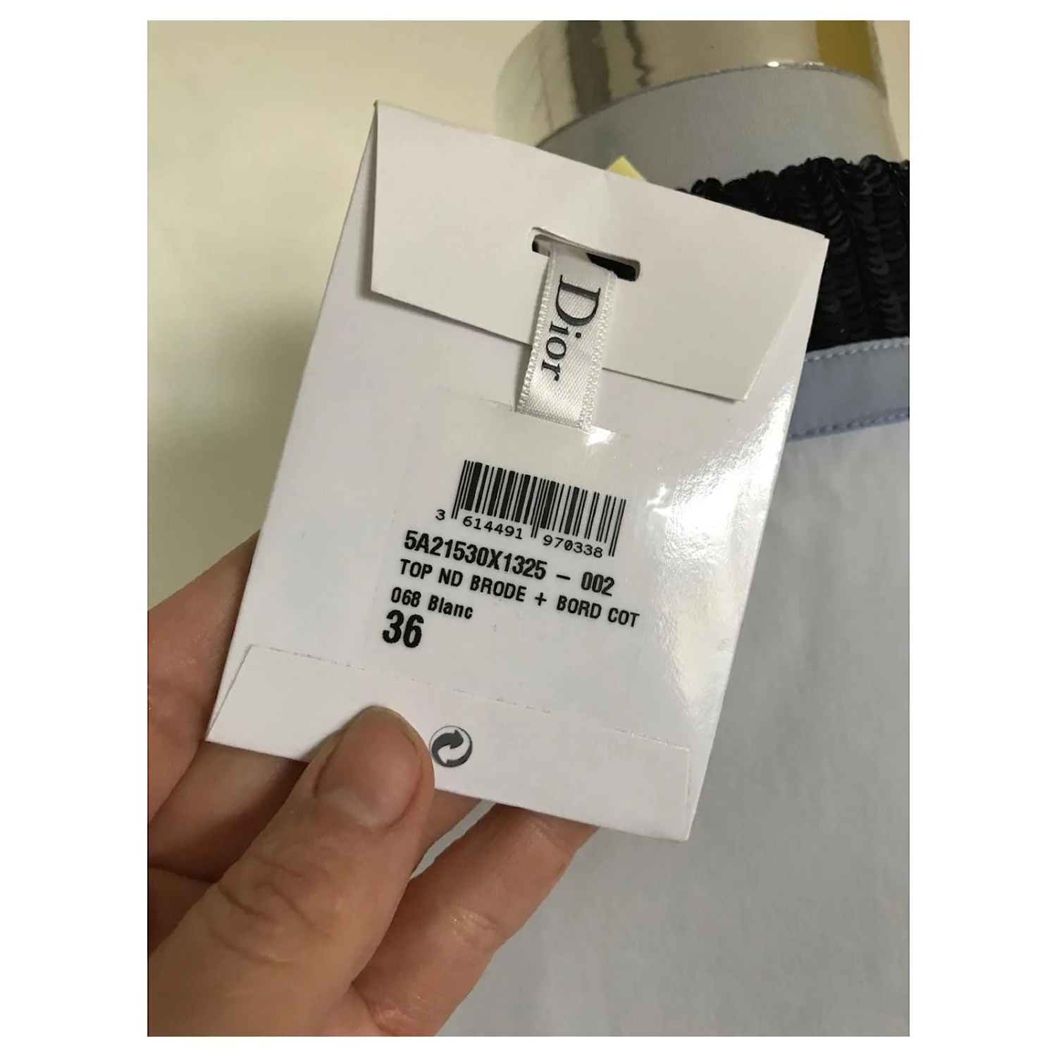 Dior Hauts Noir Blanc Bleu 6 Dior Hauts Noir Blanc Bleu – Image 6