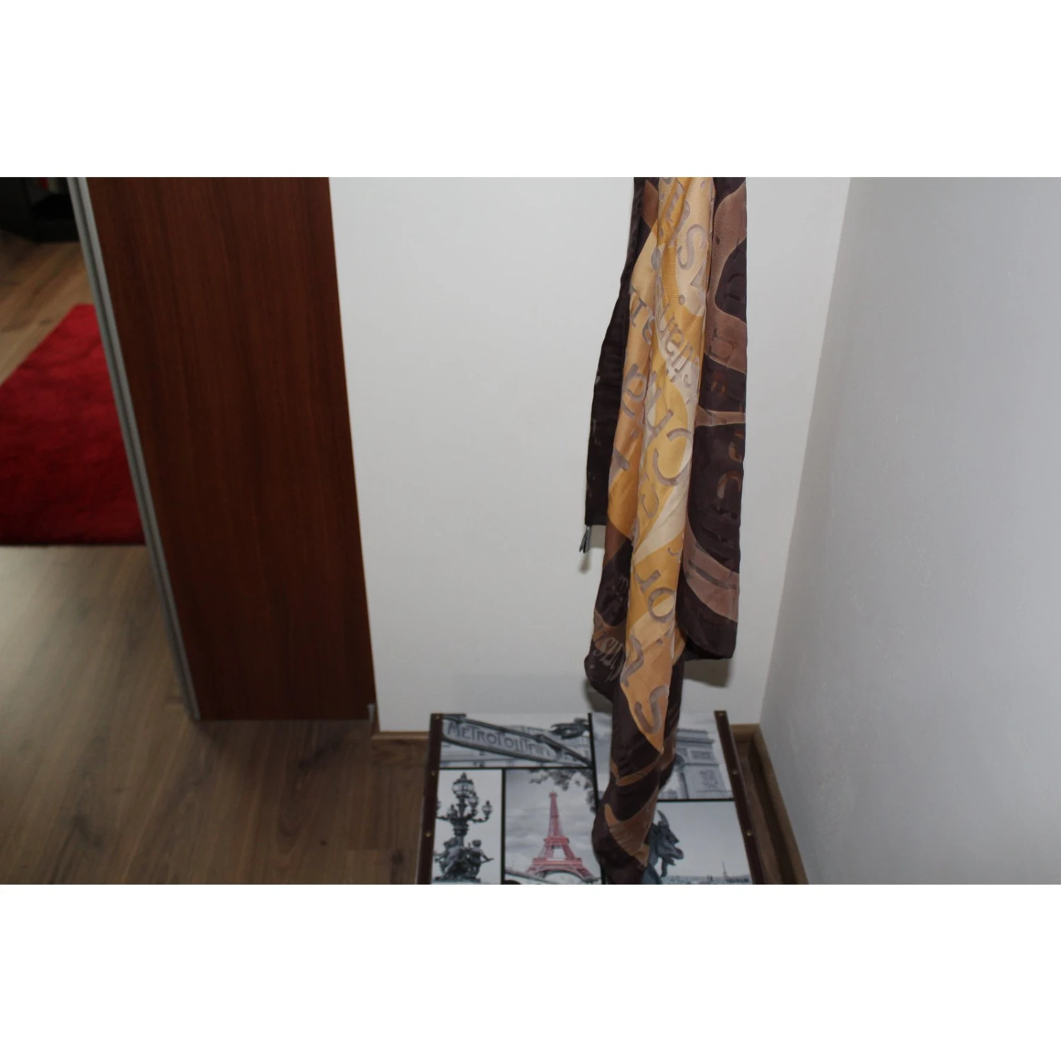 Christian Dior Foulard Marron 5 Christian Dior Foulard Marron – Image 5