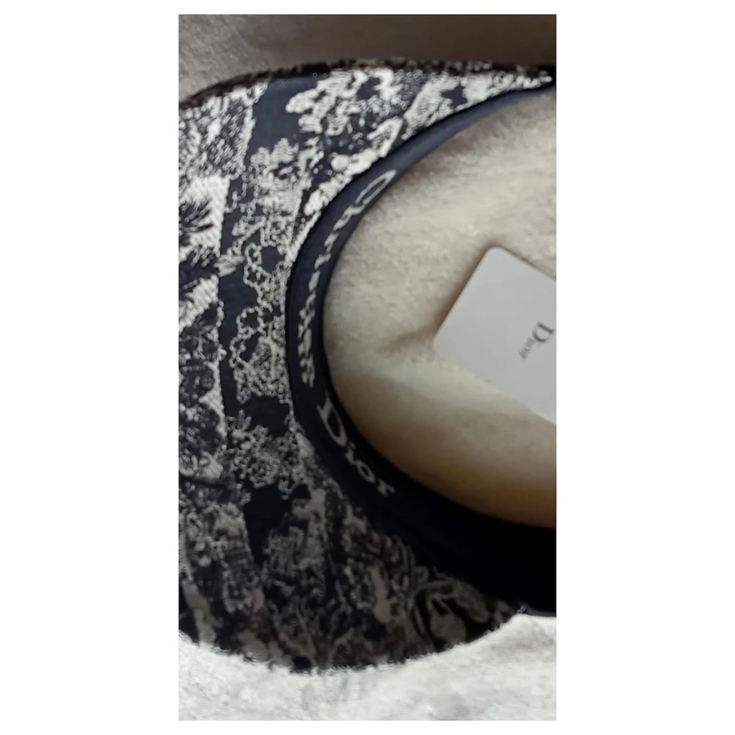 Christian Dior Chapeau Casquette Multicolore 8 Christian Dior Chapeau Casquette Multicolore – Image 8