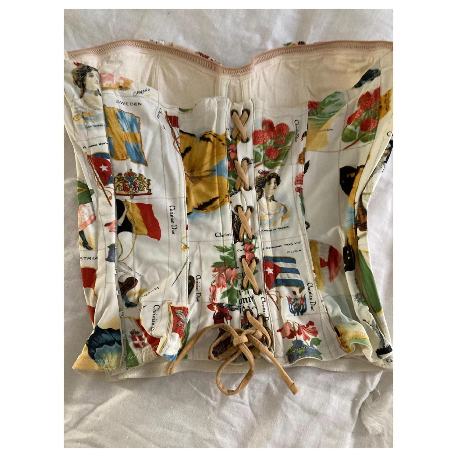 Dior Hauts 2 Dior Hauts – Image 2