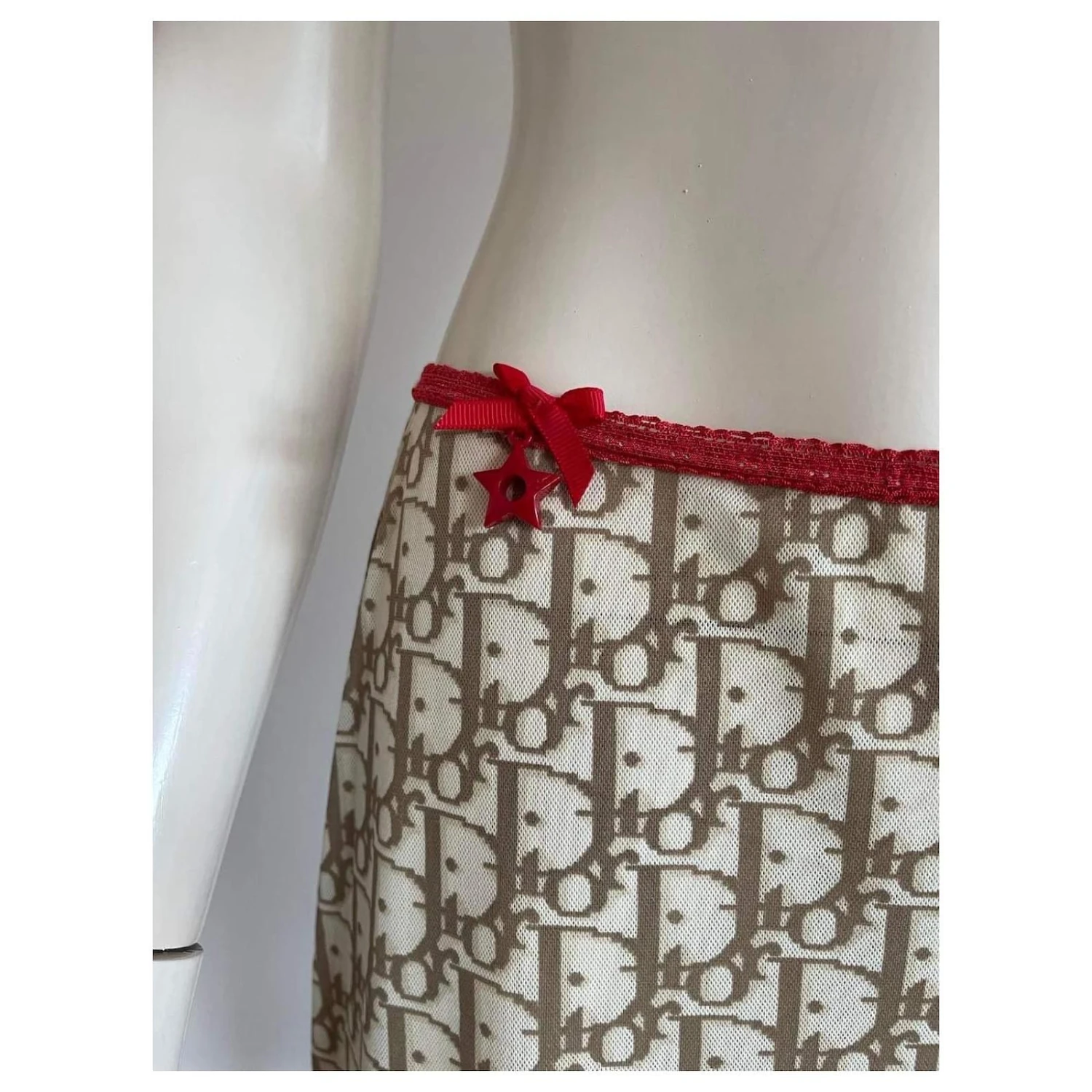 Jupe Christian Dior Monogramme Beige Style Paréo Blanc Rouge 5 Jupe Christian Dior Monogramme Beige Style Paréo Blanc Rouge – Image 5