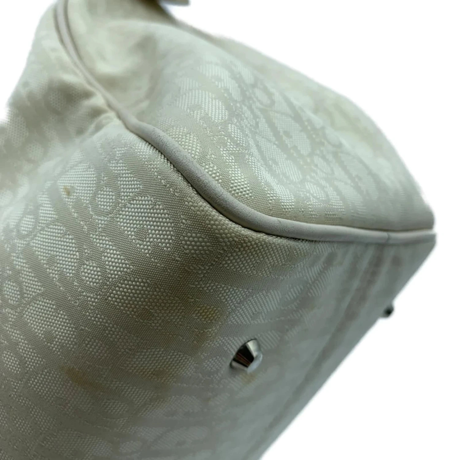 Dior Sac Boston à Breloque En Toile Oblique Blanc 5 Dior Sac Boston à Breloque En Toile Oblique Blanc – Image 5