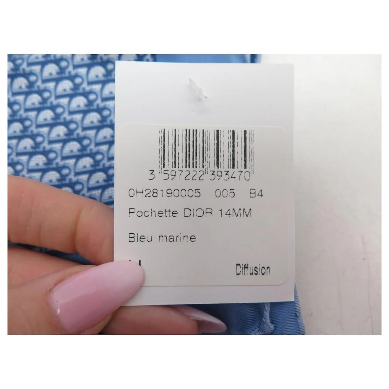 FOULARD CHRISTIAN DIOR POCHETTE TOILE MONOGRAMME OBLIQUE GAVROCHE BLEU SCARF 9 FOULARD CHRISTIAN DIOR POCHETTE TOILE MONOGRAMME OBLIQUE GAVROCHE BLEU SCARF – Image 9