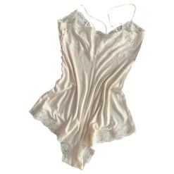 Christian Dior Combinaison Short En Jersey De Soie Incrusté De Dentelle Blanc Cassé